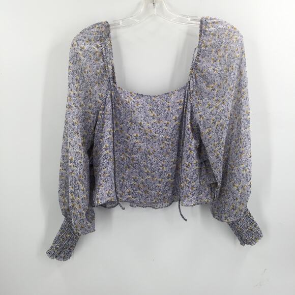ASTR Women's Ruffle Neck Blouse Top Blue Ditsy Lavender Ruched Cuffs X-Small NWT - Picture 3 of 6